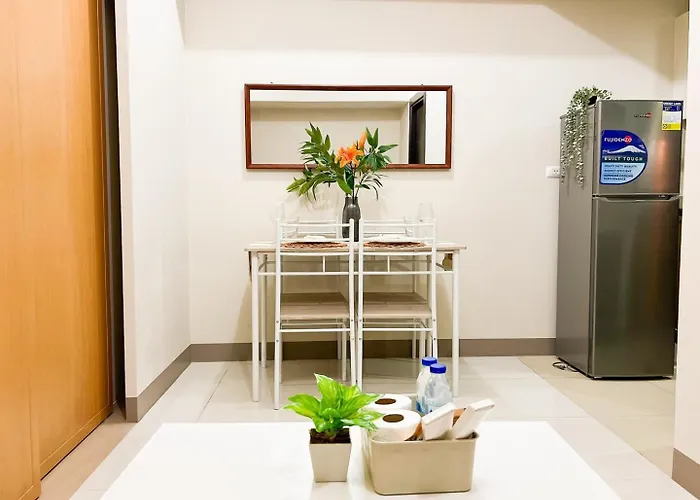 Holiday home Stylish Bgc By Grand Hyatt #upt16k