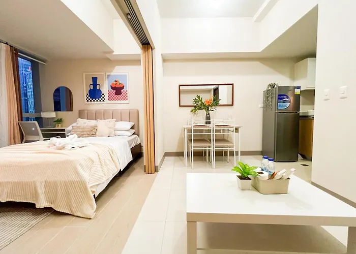 Holiday home Stylish Bgc By Grand Hyatt #upt16k *