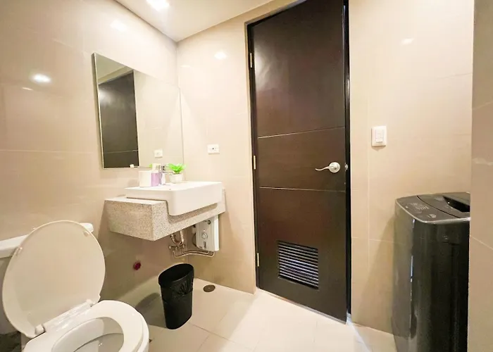 Stylish Bgc By Grand Hyatt #upt16k Holiday home